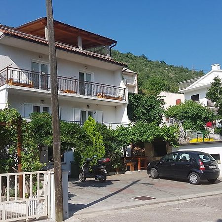 Apartment Doris Senj  Bagian luar foto