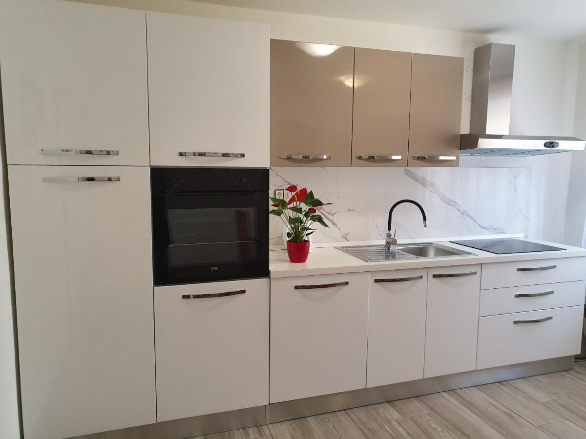Apartment Doris Senj  Bagian luar foto