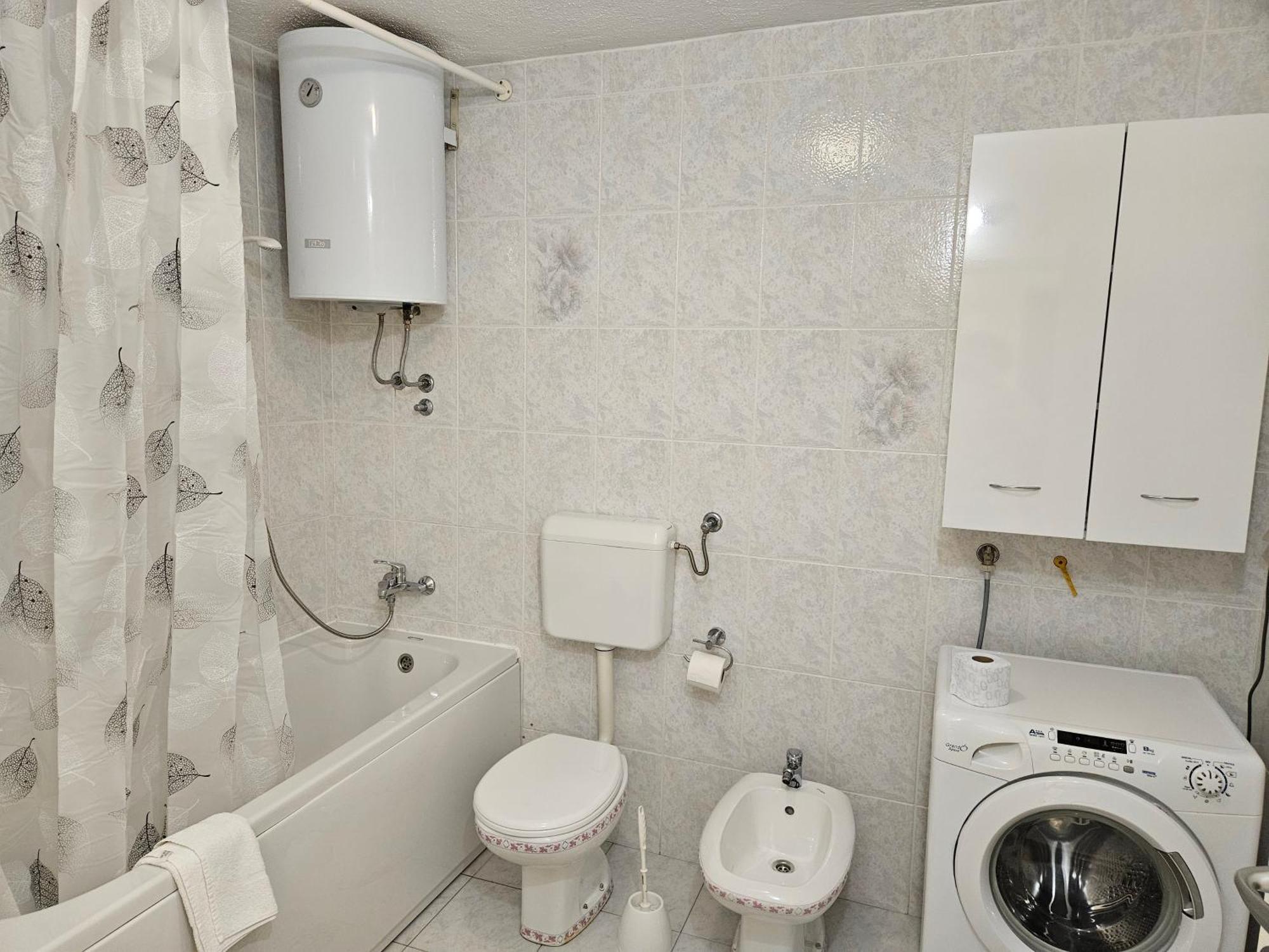 Apartment Doris Senj  Bagian luar foto