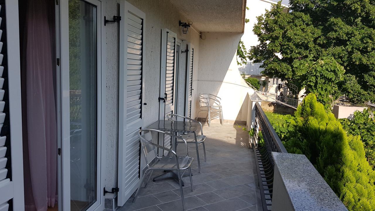 Apartment Doris Senj  Bagian luar foto